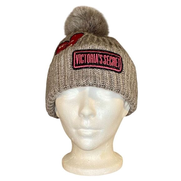Victoria's Secret Winter Angel Beanie with Glitter Heart Patch Gray Pom Pom - Picture 2 of 6